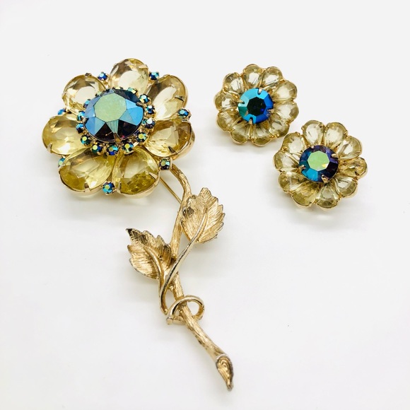 Vintage Cadmium Glass Flower Rhinestone Brooch Demi Parure Set - Picture 8 of 17